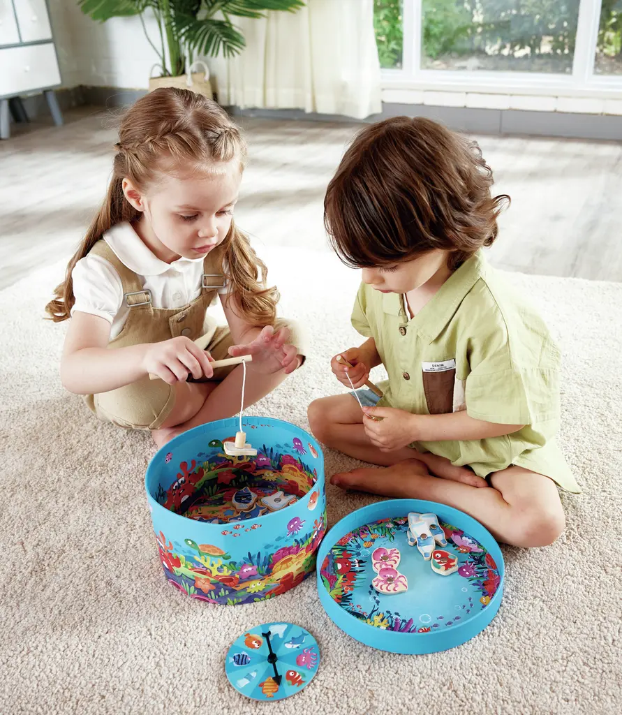 Joc de masa Hape Save the Seas E1104