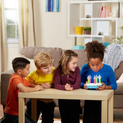 Joc de masa Hasbro Birthday Blowout Thumb