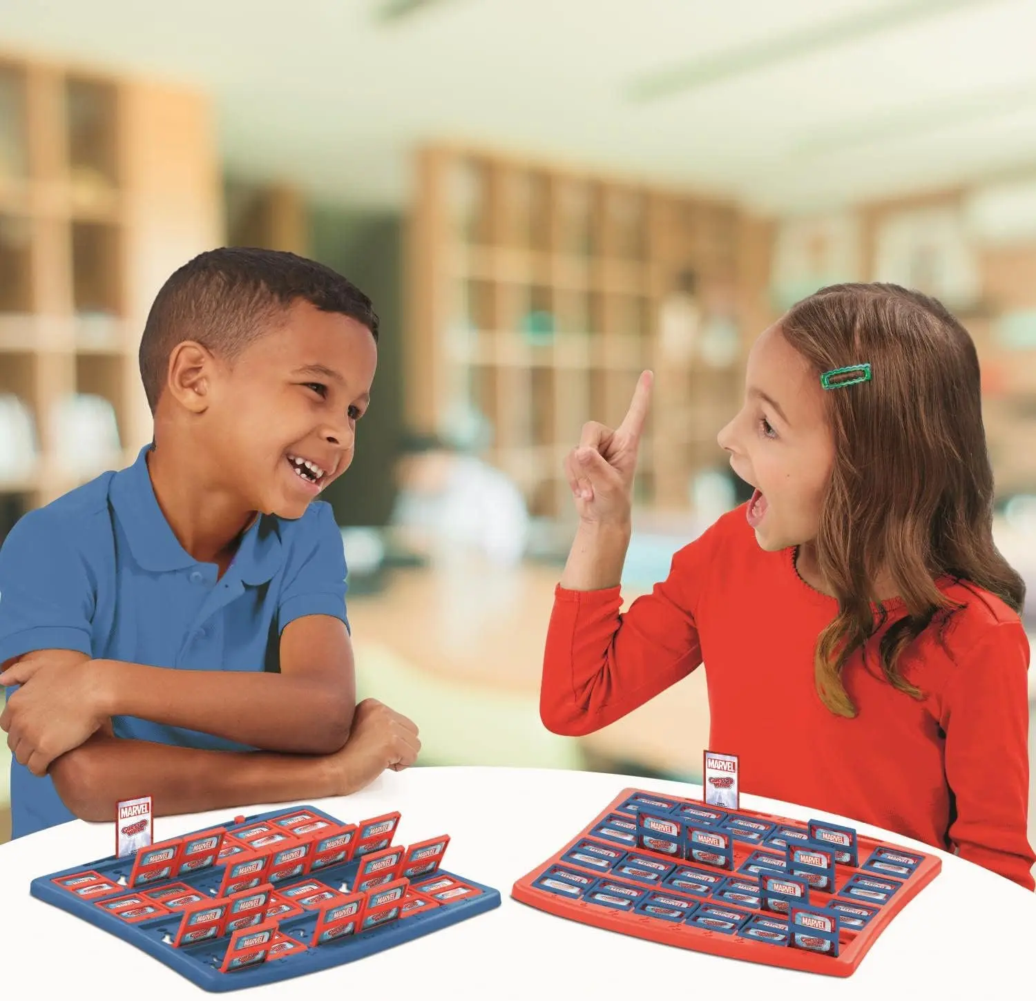 Joc de masa Winning Moves Marvel Guess Who?