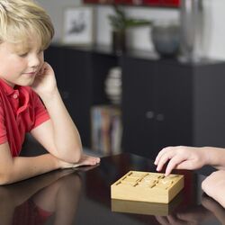 Настольная игра Merkloos Tic Tac Toe Thumb