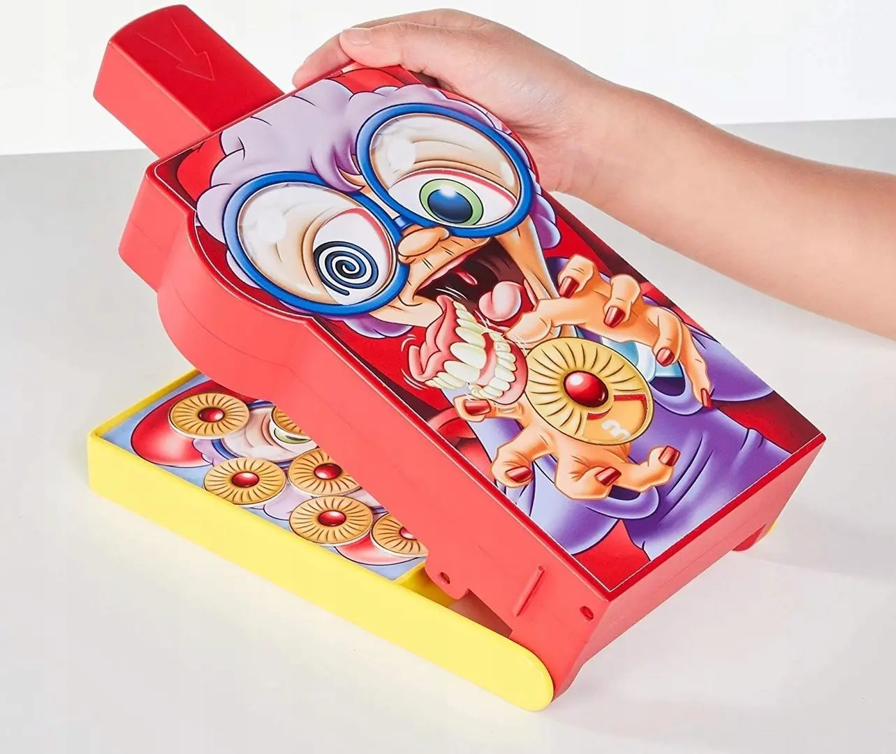Настольная игра Tomy Greedy Granny in a Spin