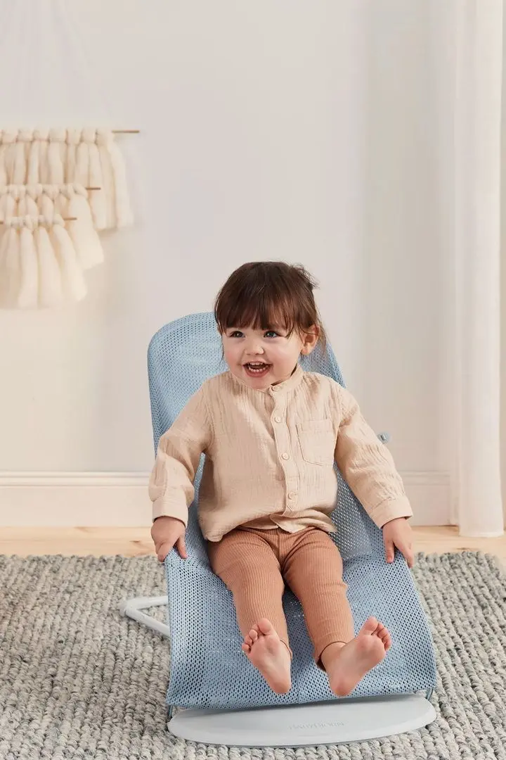 Детский шезлонг-качели BabyBjorn Balance Soft (Sky Blue/White)