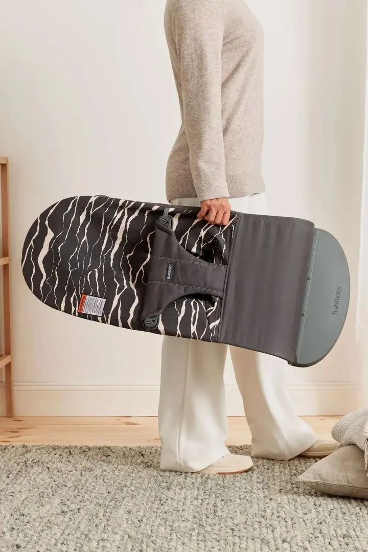 Sezlong-leagan pentru copii BabyBjorn Bliss (Anthracite/Landscape Print)