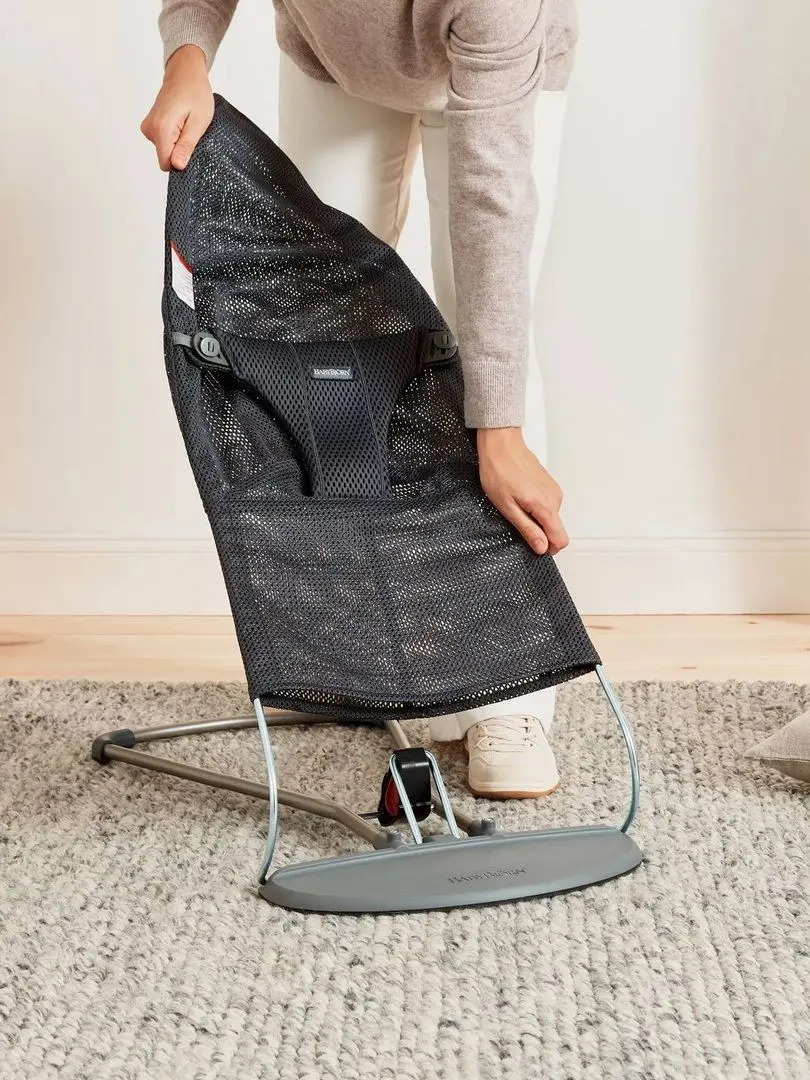 Sezlong-leagan pentru copii BabyBjorn Bliss (Black)