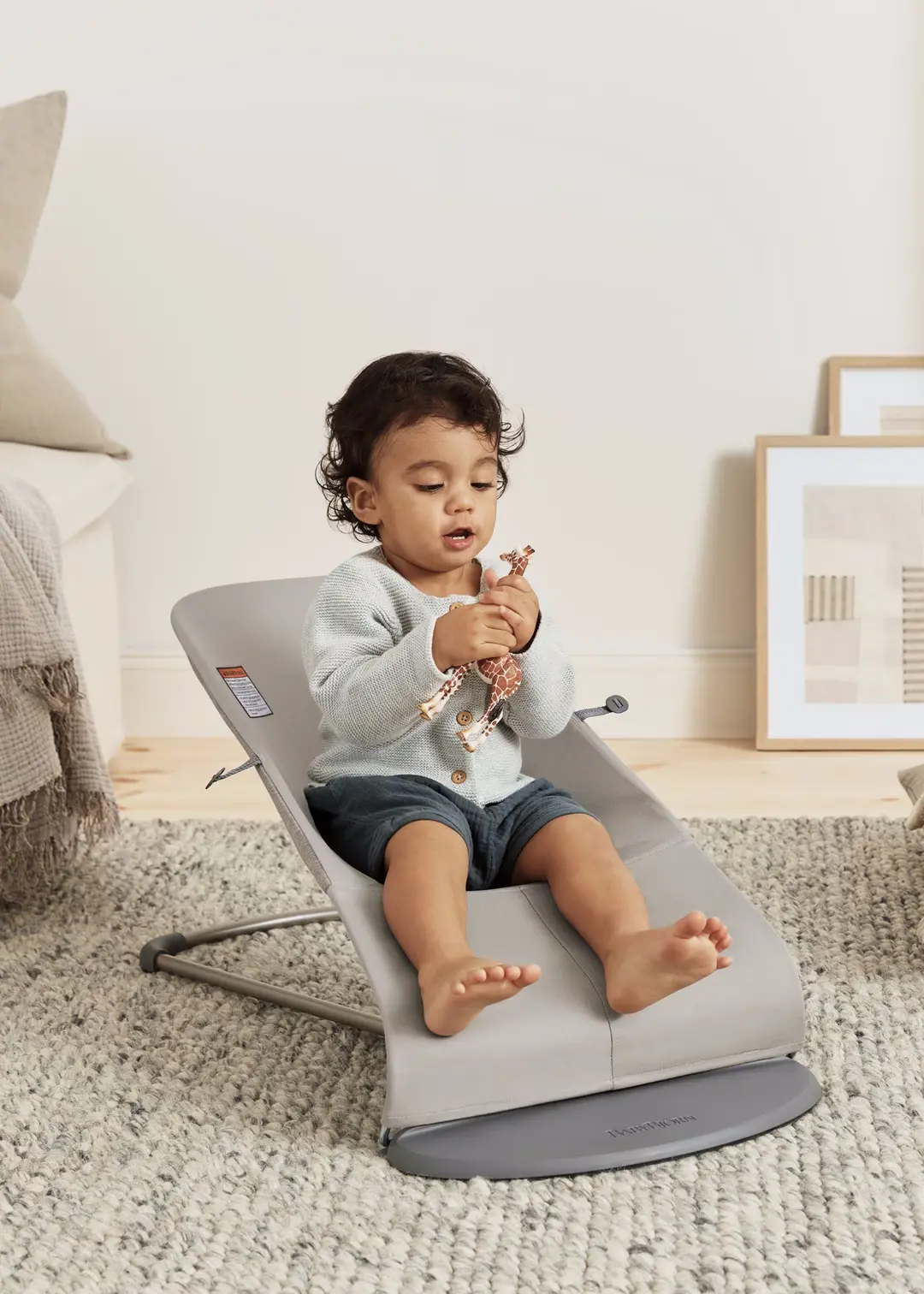 Детский шезлонг-качели BabyBjorn Bliss (Sand Grey) - 4