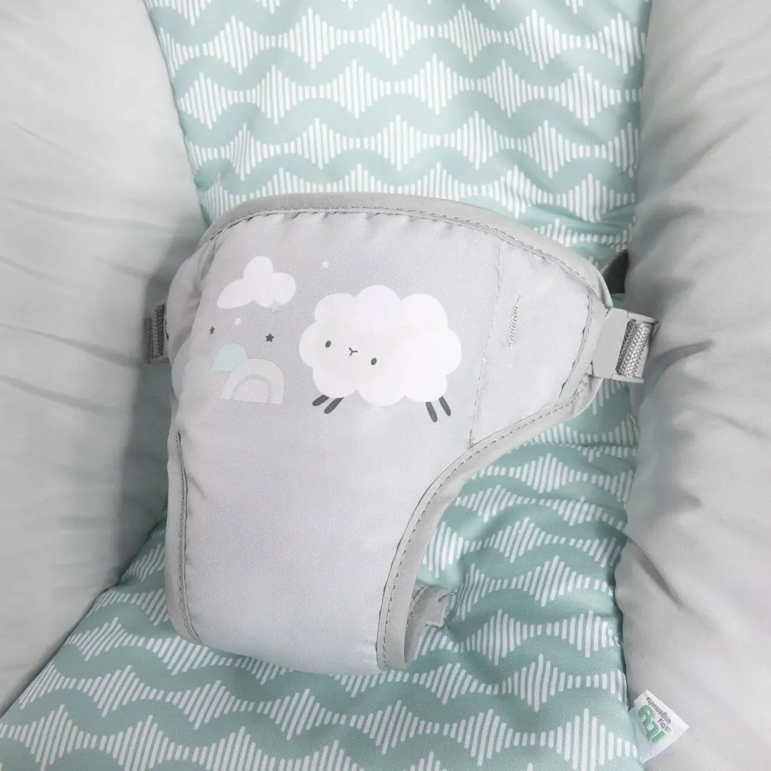 Scaun balansoar Bright Starts Ingenuity Rockity Rock Goji