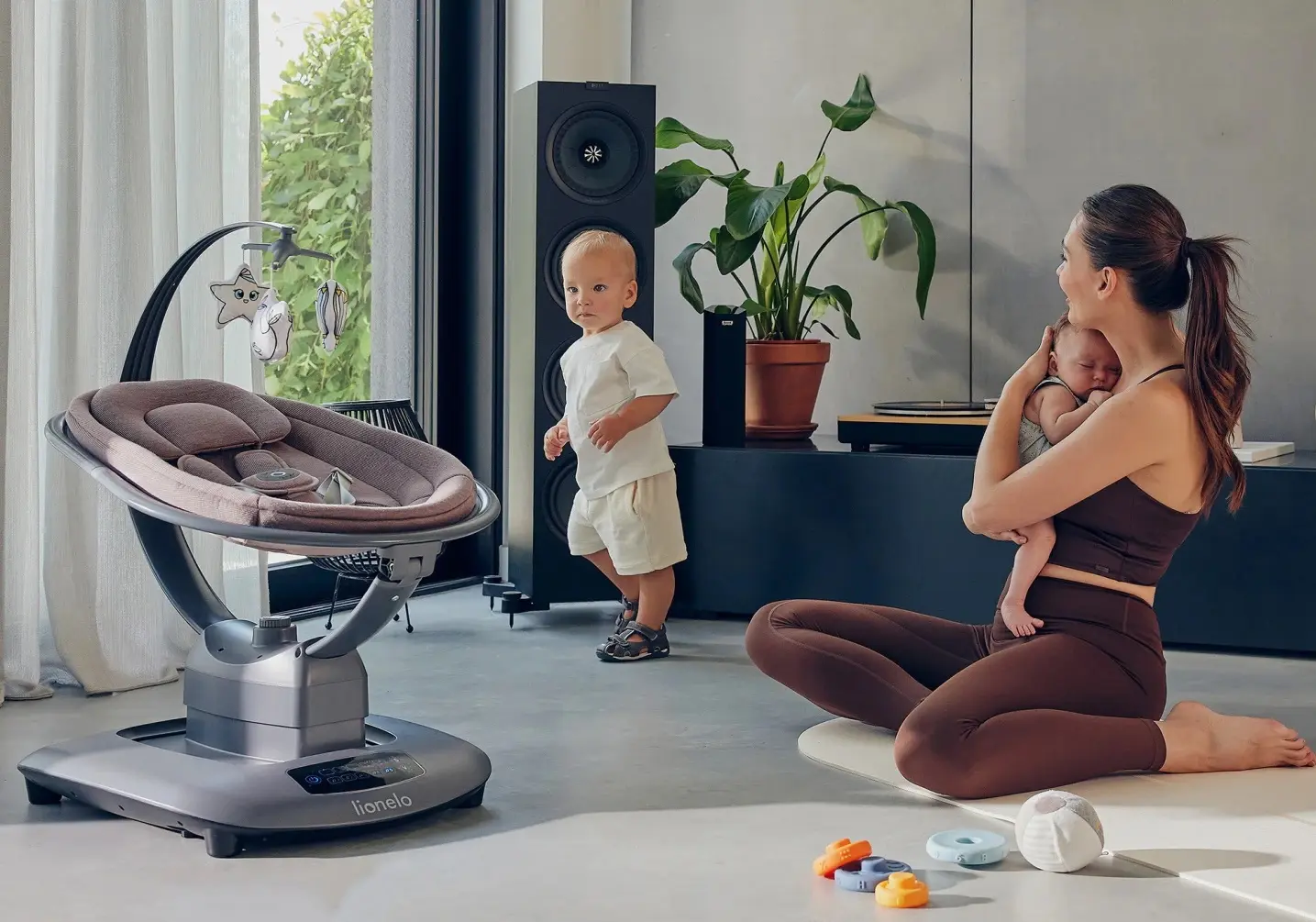 Sezlong-leagan pentru copii Lionelo Blossom (Pink Mauve)