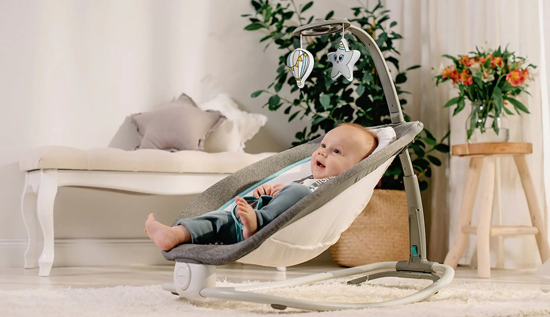 Sezlong pentru copii Lionelo Pascal (Grey Dove)