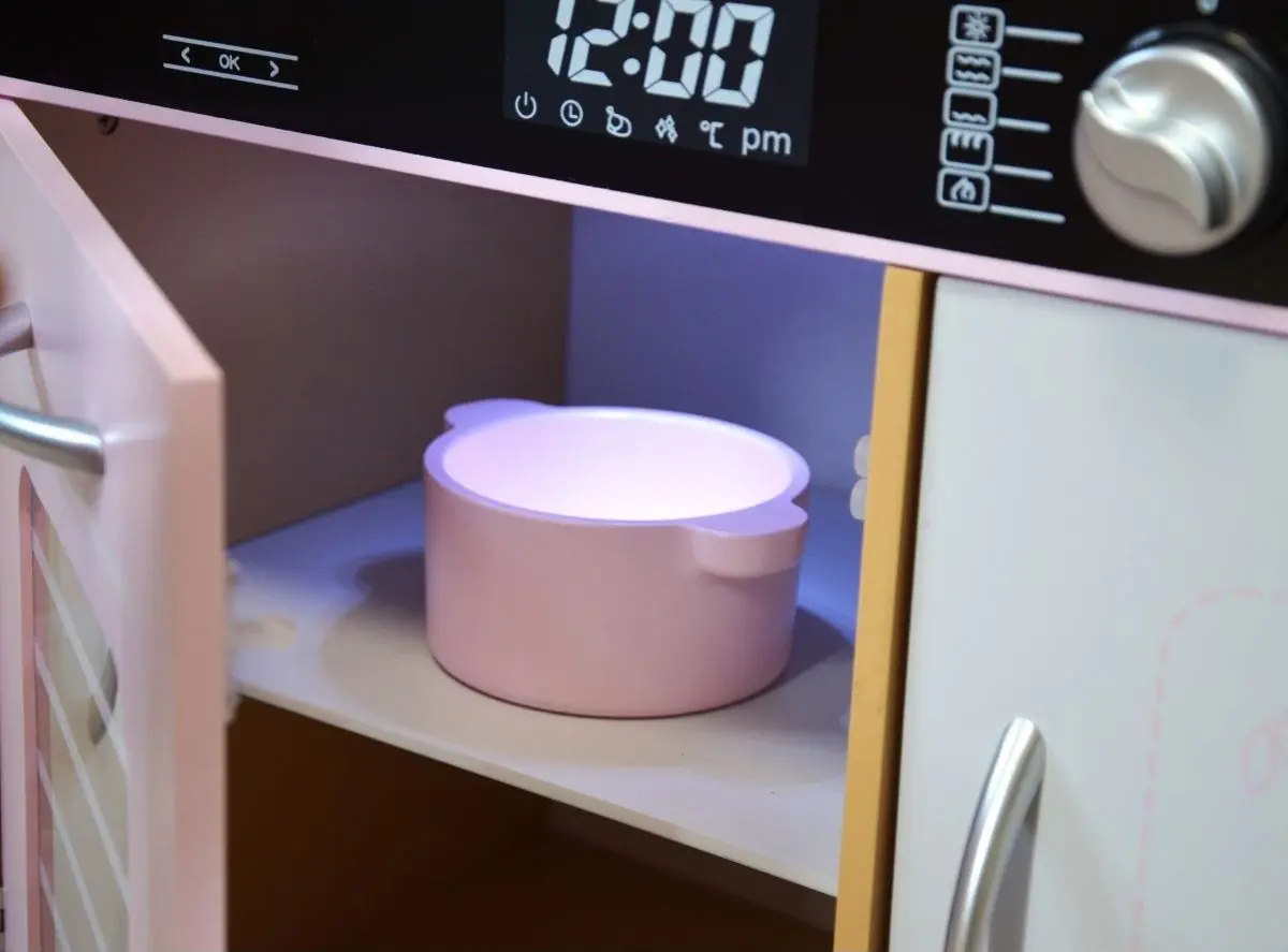 Bucatarie de joaca Enero Toys 1041124 (Wood/Pink)