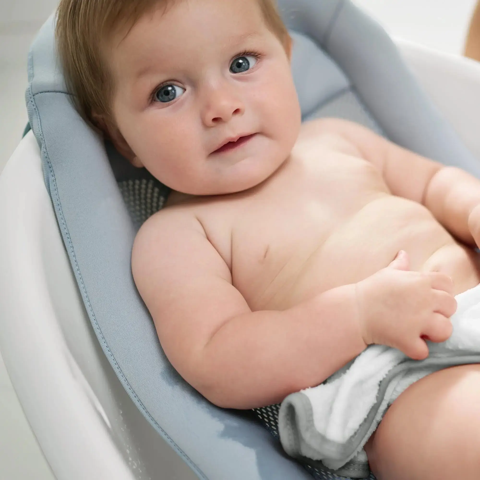 Ванночка Skip Hop Wave (White)