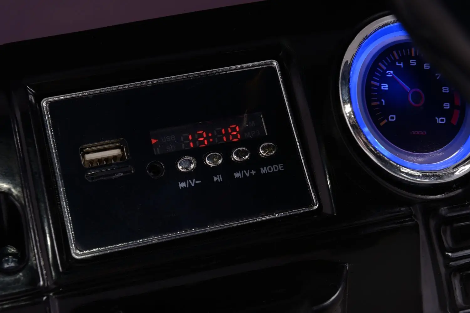 Электромобиль Bambi Racer HL1058 (White) - 9