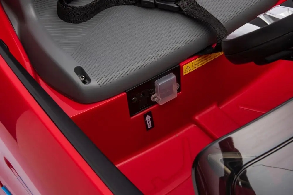 Masinuta electrica Kids Car BMW I4 (Red) - 4