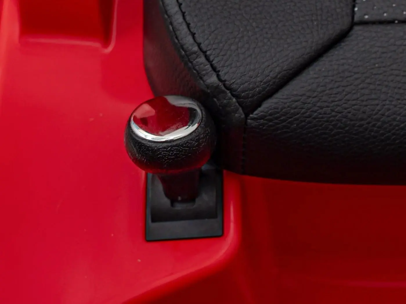 Электромобиль Ramiz Aston Martin DBX (Red)