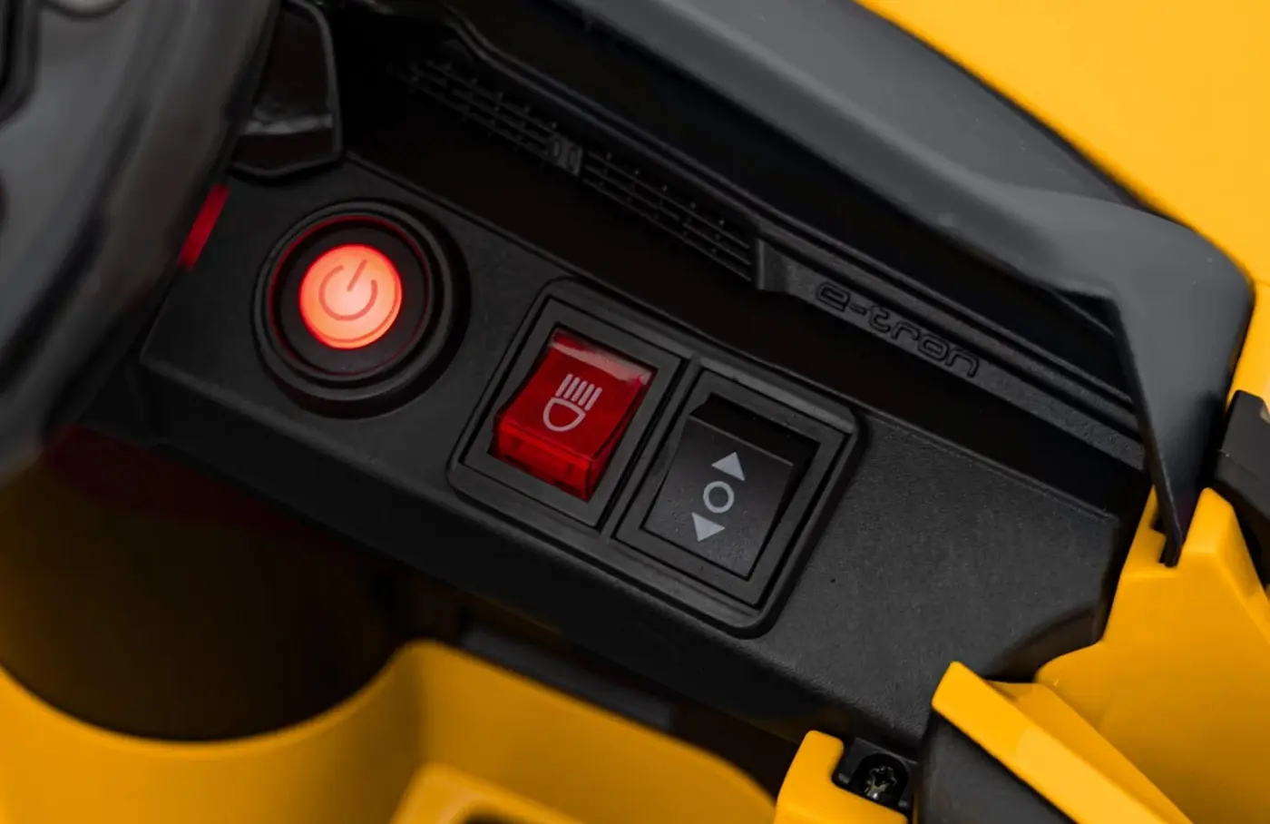 Электромобиль Ramiz Audi SQ8 (Yellow) - 8