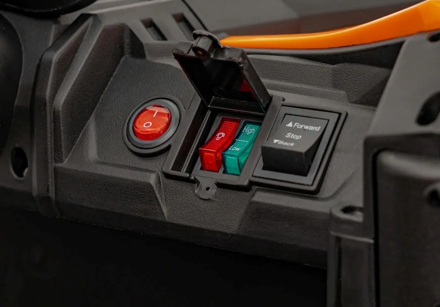 Masinuta electrica Ramiz Defend 4x4 (Orange)