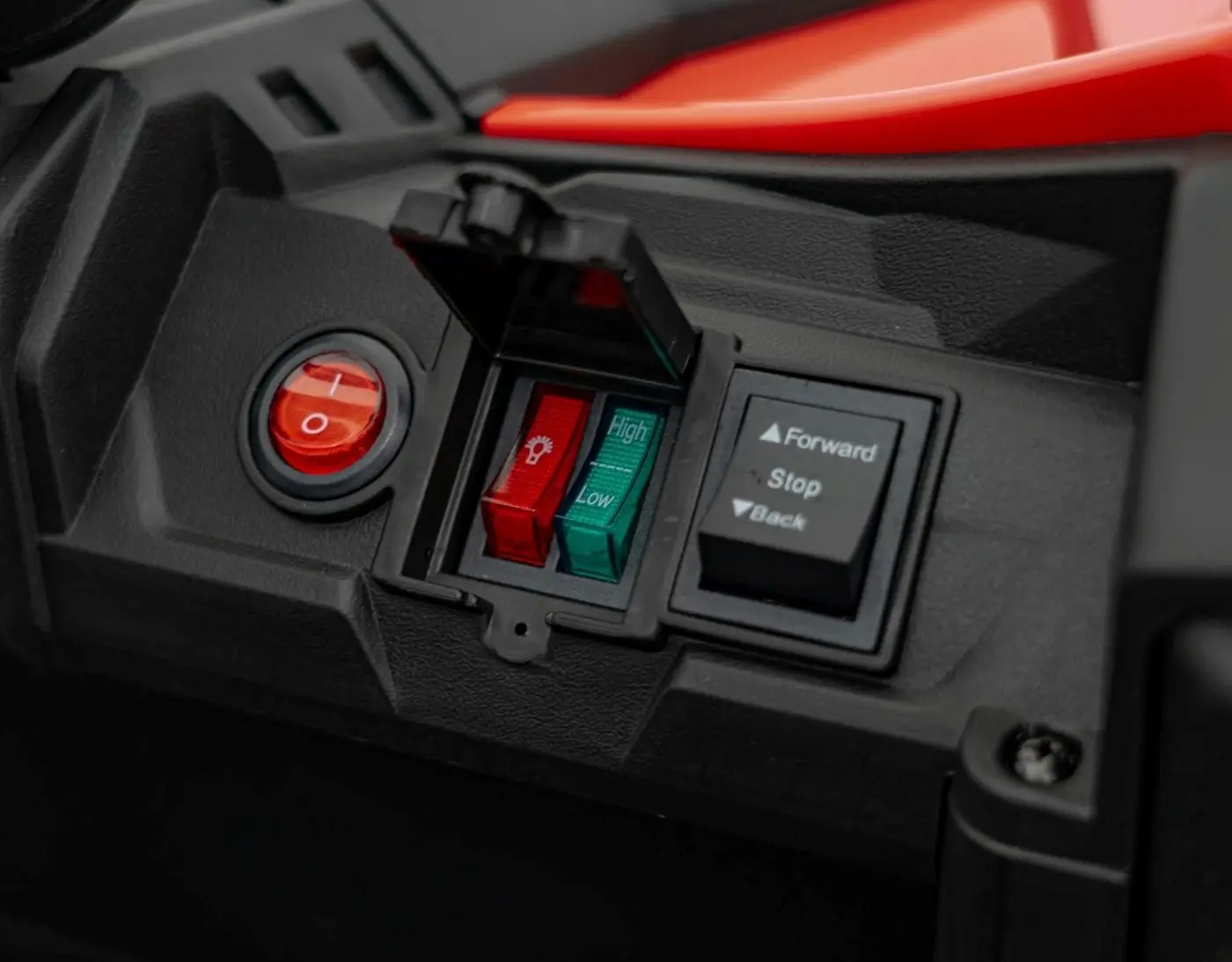 Masinuta electrica Ramiz Defend 4x4 (Red)