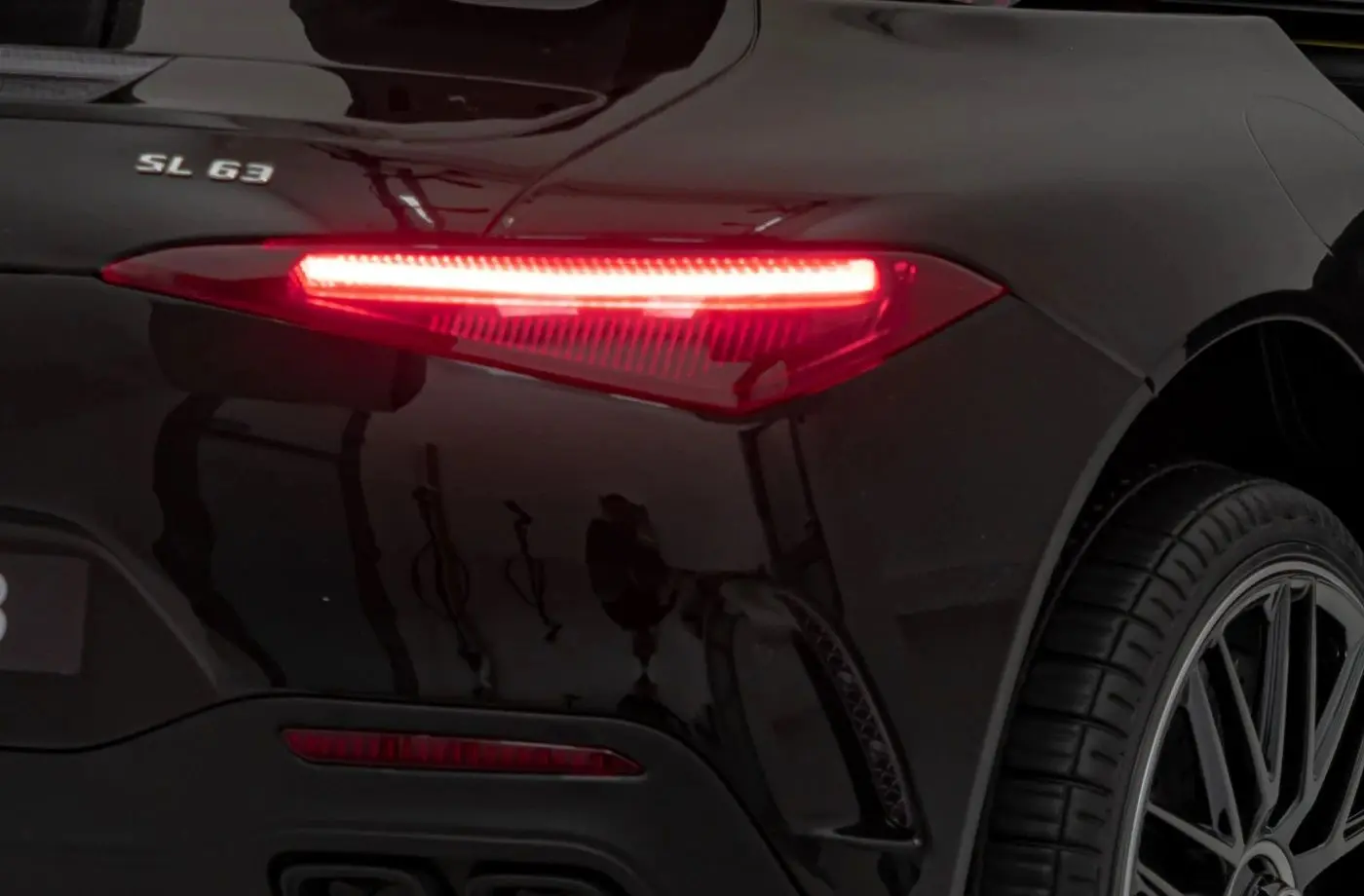 Электромобиль Ramiz Mercedes Benz AMG SL63 (Black) - 9