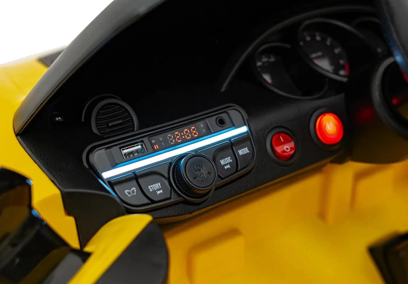Masinuta electrica Ramiz Porsche Spyder RS 718 (Lacquer Yellow)
