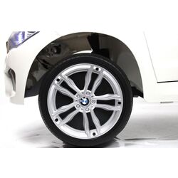 Masinuta electrica River Toys BMW X6M SMBJJ2199/1 (White) Thumb