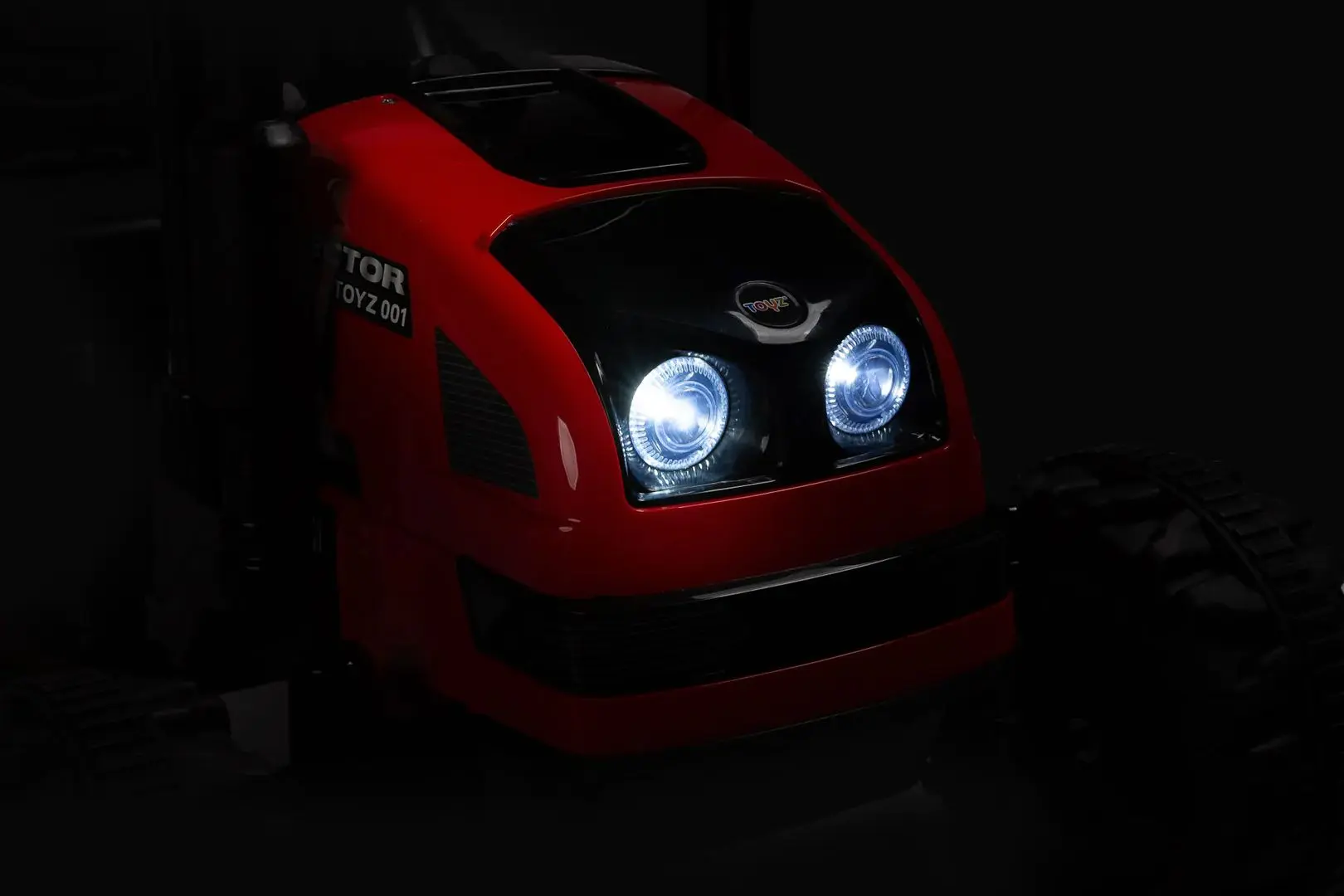 Электротрактор с прицепом Toyz Hector (Red) - 14