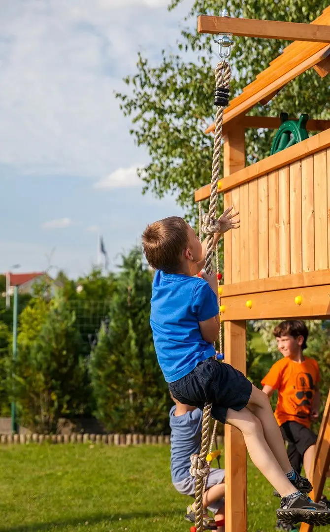 Complex pentru joaca Fungoo Fortress Move+ (Wood Teak)