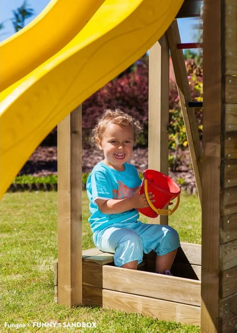 Complex pentru joaca Fungoo Funny 3 With sandbox and 1-seat swing (Wood KDI)
