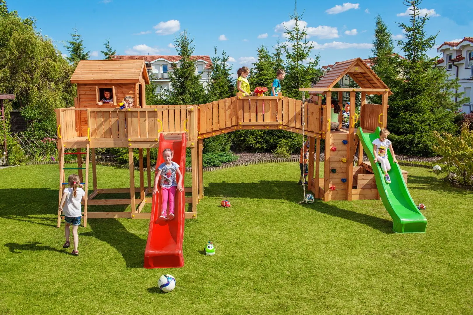 Complex de joaca Fungoo Joyful Castel (Wood Teak)