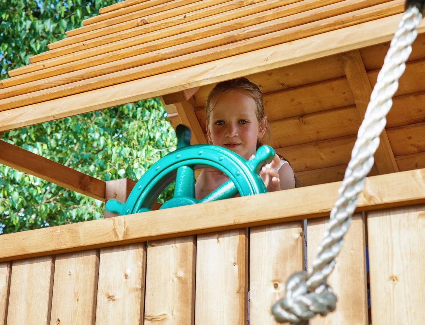 Complex de joaca Fungoo Maxi Smile Farm (Wood Teak)