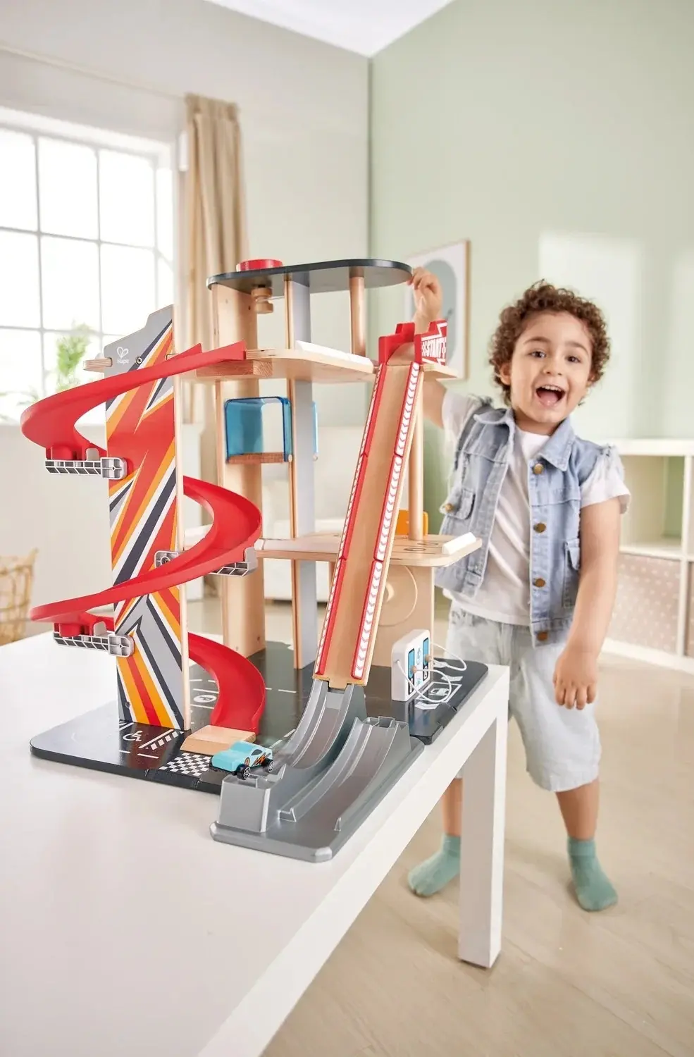 Set de joaca Hape Gerahead Stund Garage E3019