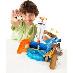 Set de joaca Hot Wheels Color Shifters Sharkport Showdown BGK04 Thumb