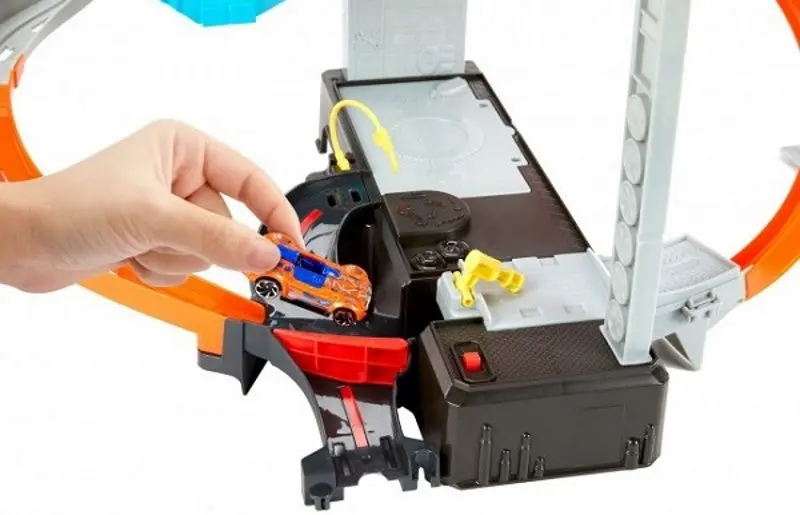 Игровой набор Hot Wheels Hyper-Boost Tire Shop GJL16 - 2