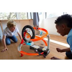 Игровой набор Hot Wheels Hyper-Boost Tire Shop GJL16 Thumb