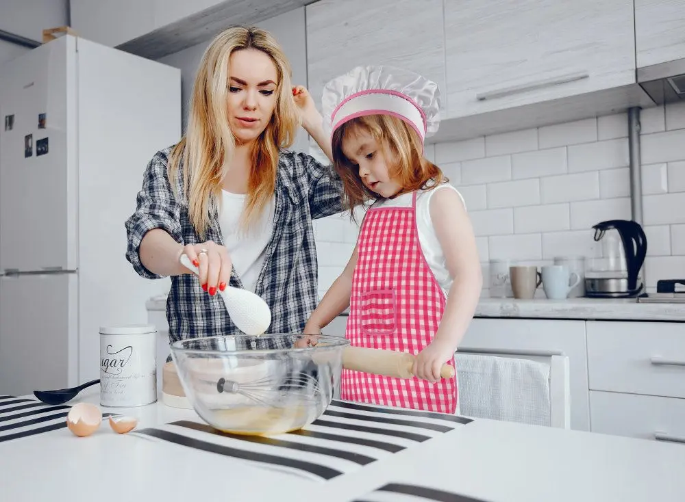 Игровой набор Iso Trade Kids Cook 6083 (White/Pink)