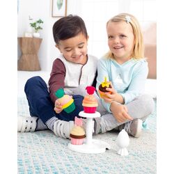 Игровой набор Skip Hop Zoo Sort&Stack Cupcakes (Multicolor) Thumb