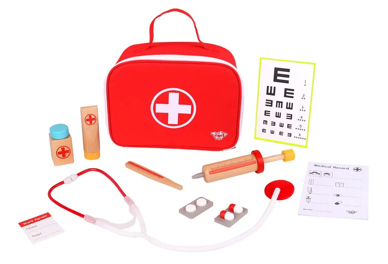 Set de joaca Tooky Toy Little Doctor TKC567 (Wood/Red)