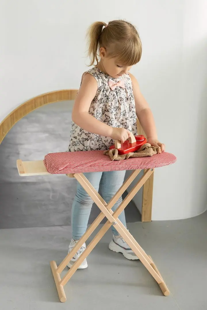 Masa de calcat pentru copii Viga Toys 50823 (Wood/Red) - 3