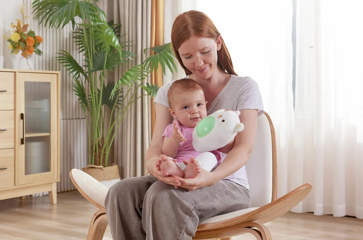 Интерактивная игрушка Hape Pal-Huggy Bobo E0115 (White)