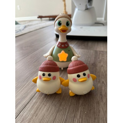 Set jucarii interactive Hola Toys Swinging Duck Family Thumb