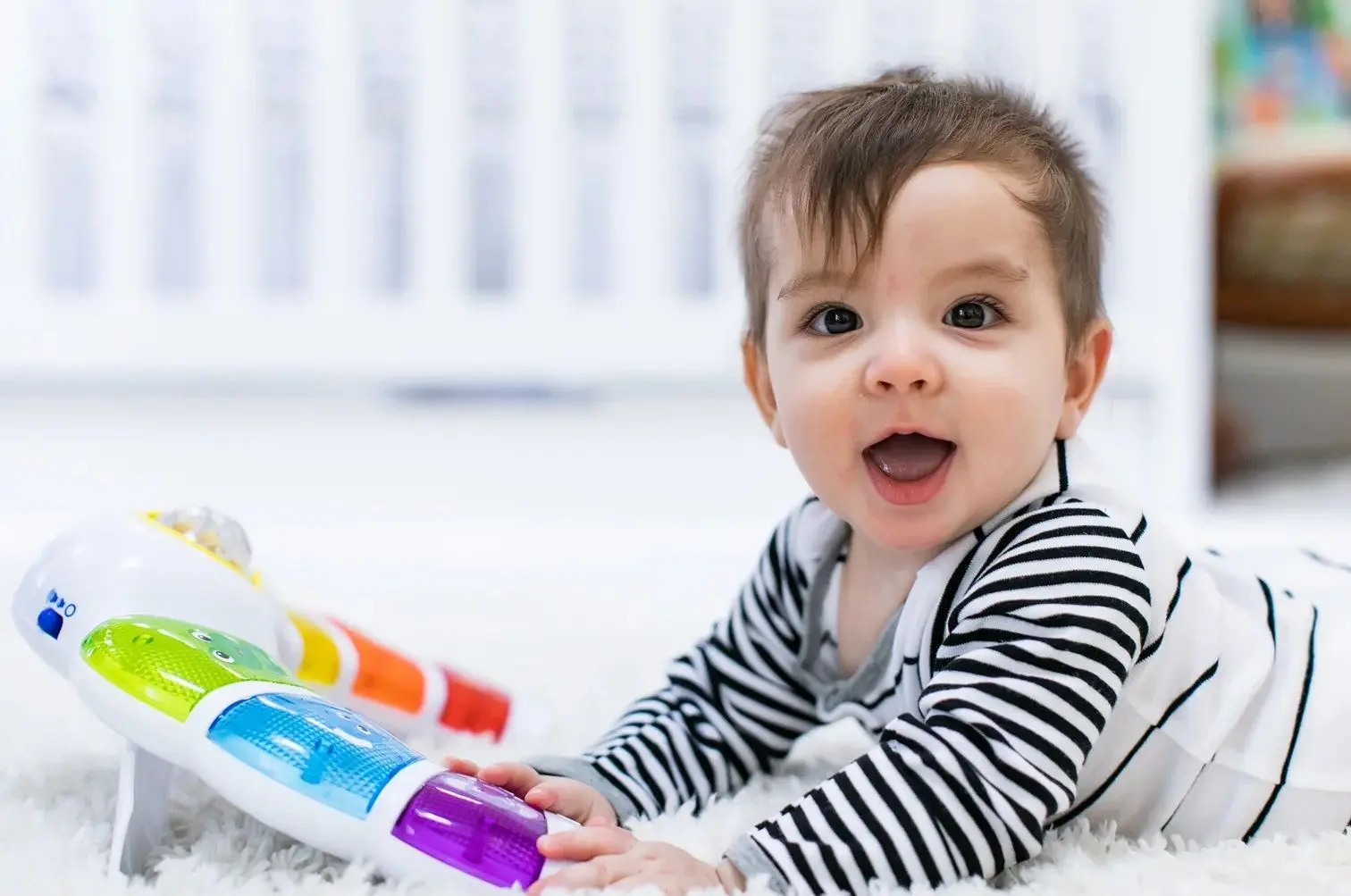 Интерактивная игрушка Bright Starts Baby Einstein Glow&Discover Light Bar (Multicolor) - 5