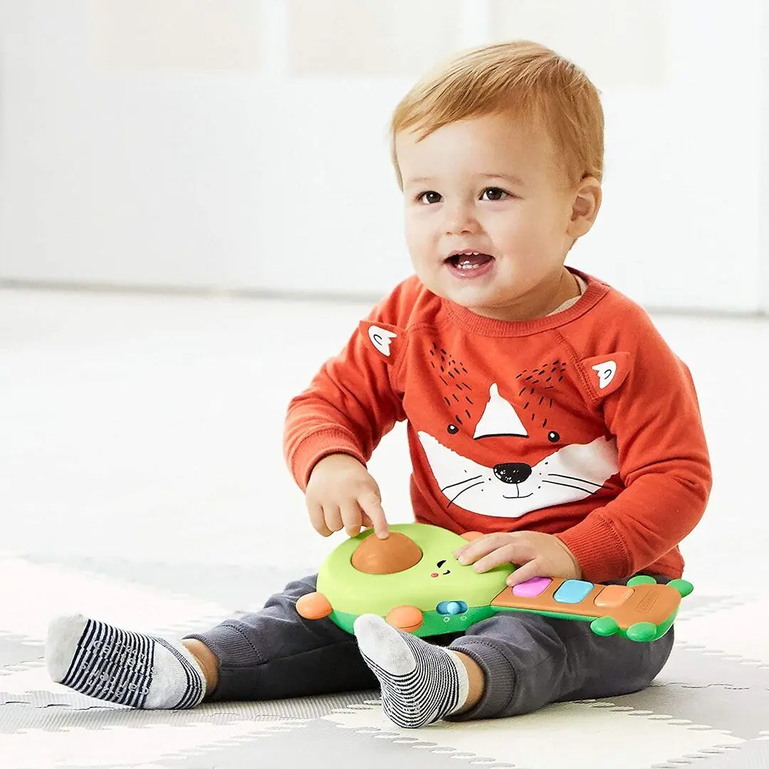 Jucarie interactiva Skip Hop Farmstand Rock-A-Mole Guitar