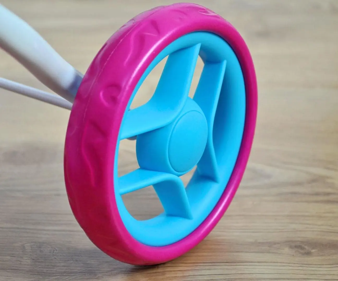 Carucior pentru papusa Milly Mally Alice Candy (Pink/White)