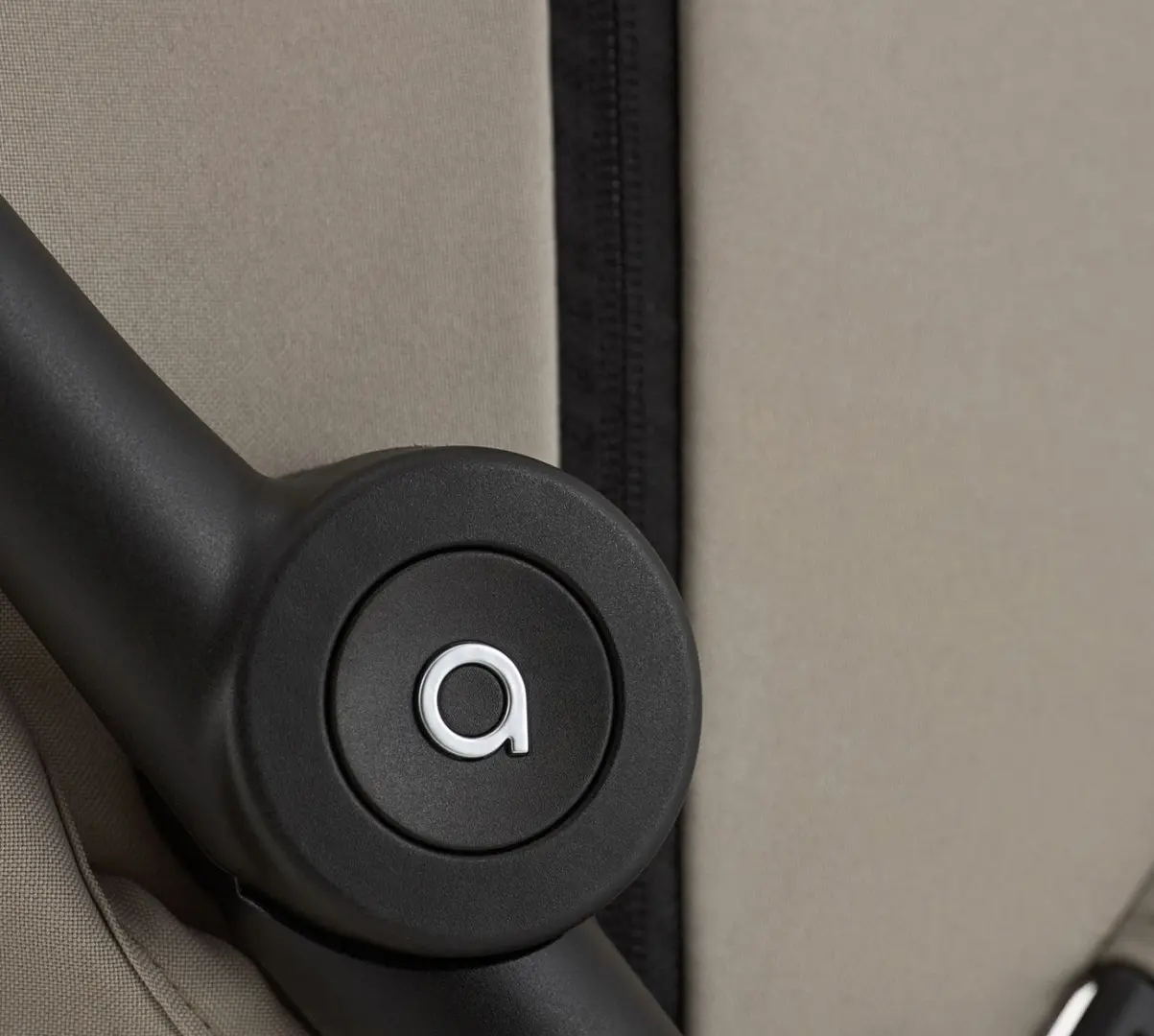 Коляска прогулочная Anex Air-Z Plus AZ-10 (Vivi)