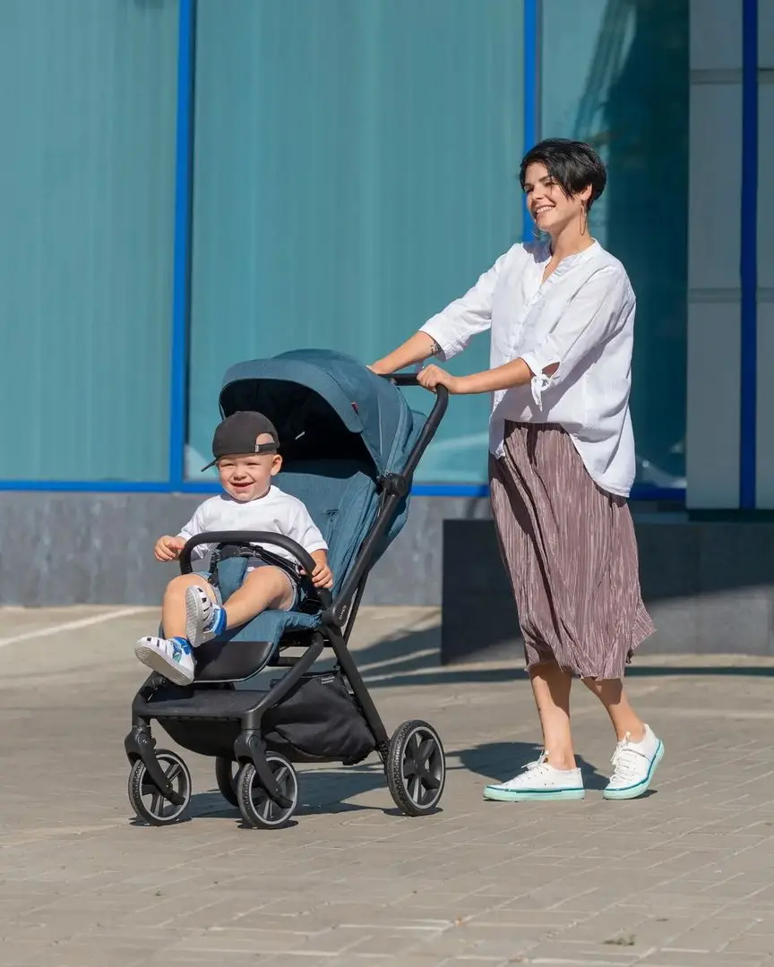 Carucior de plimbare Carrello Vento CRL-5516 (Mint Green/Black)