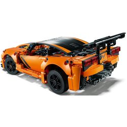 Constructor Lego Technic Chevrolet Corvette ZR1 42093 (Orange/Black) Thumb