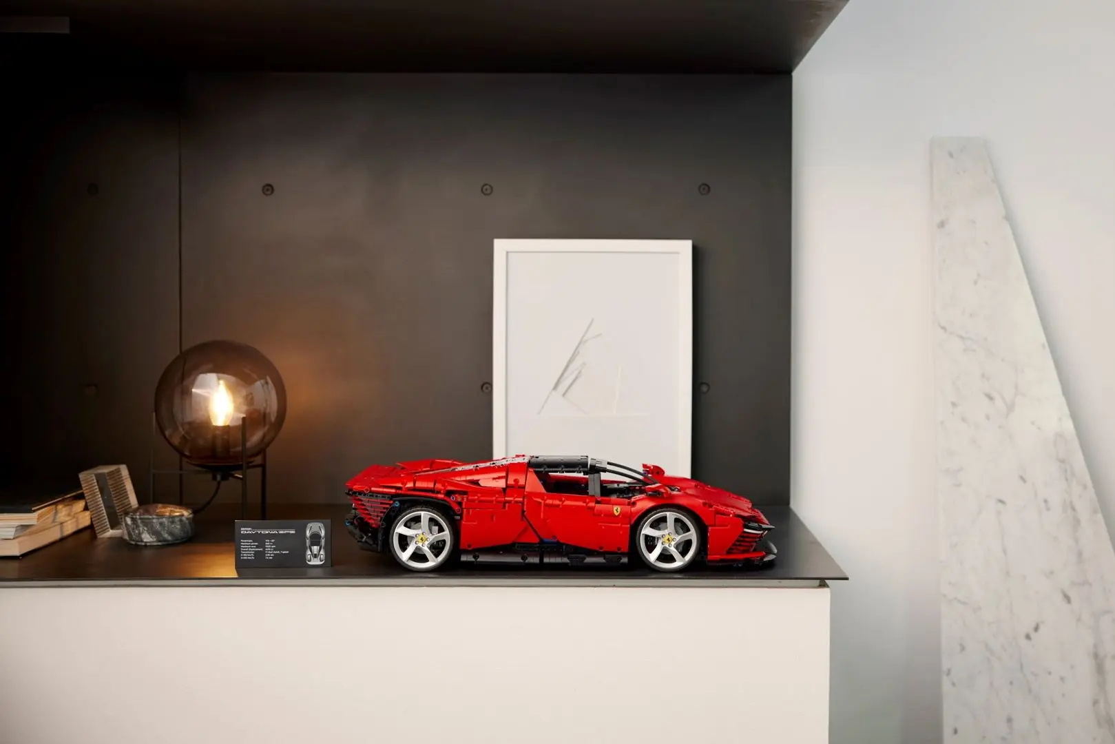 Constructor Lego Technic Ferrari Daytona SP3 42143 (Red) - 8