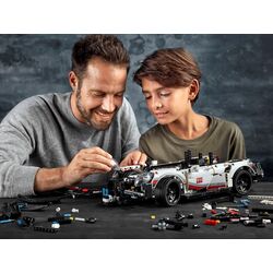 Constructor Lego Technic Porsche 911 RSR 42096 (White/Black) Thumb