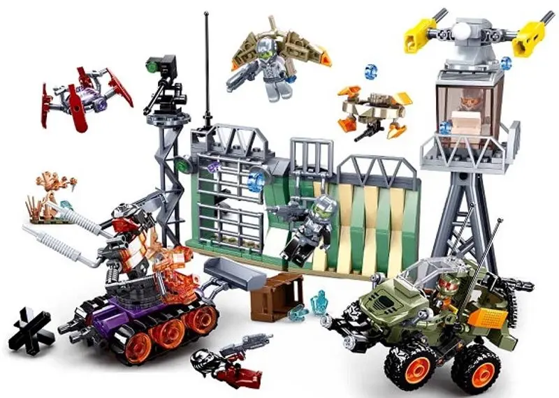 Constructor Sluban Atomic Storm Outpost M38-B0912