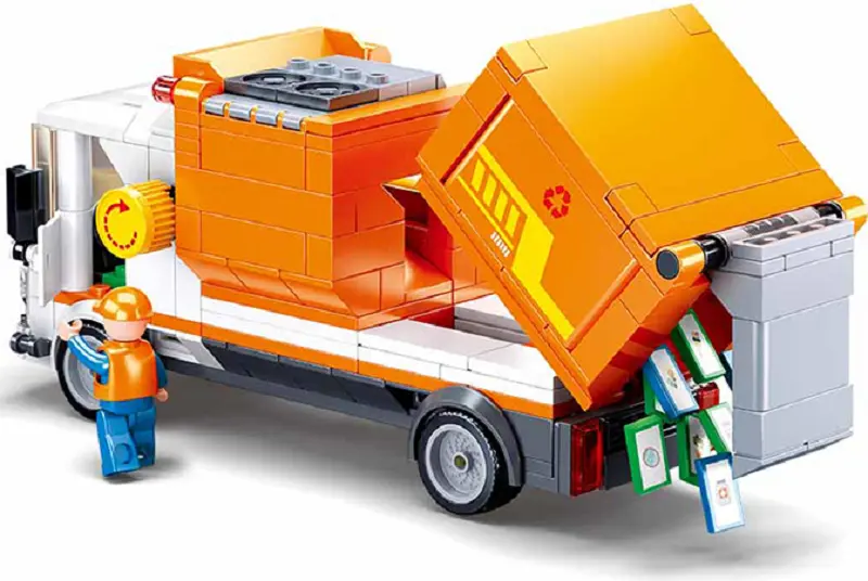 Constructor Sluban Town Garbage Truck M38-B1066