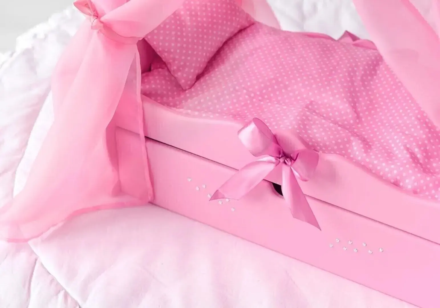 Кроватка для куклы Манюня Diamond Princess 722191 (Pink)