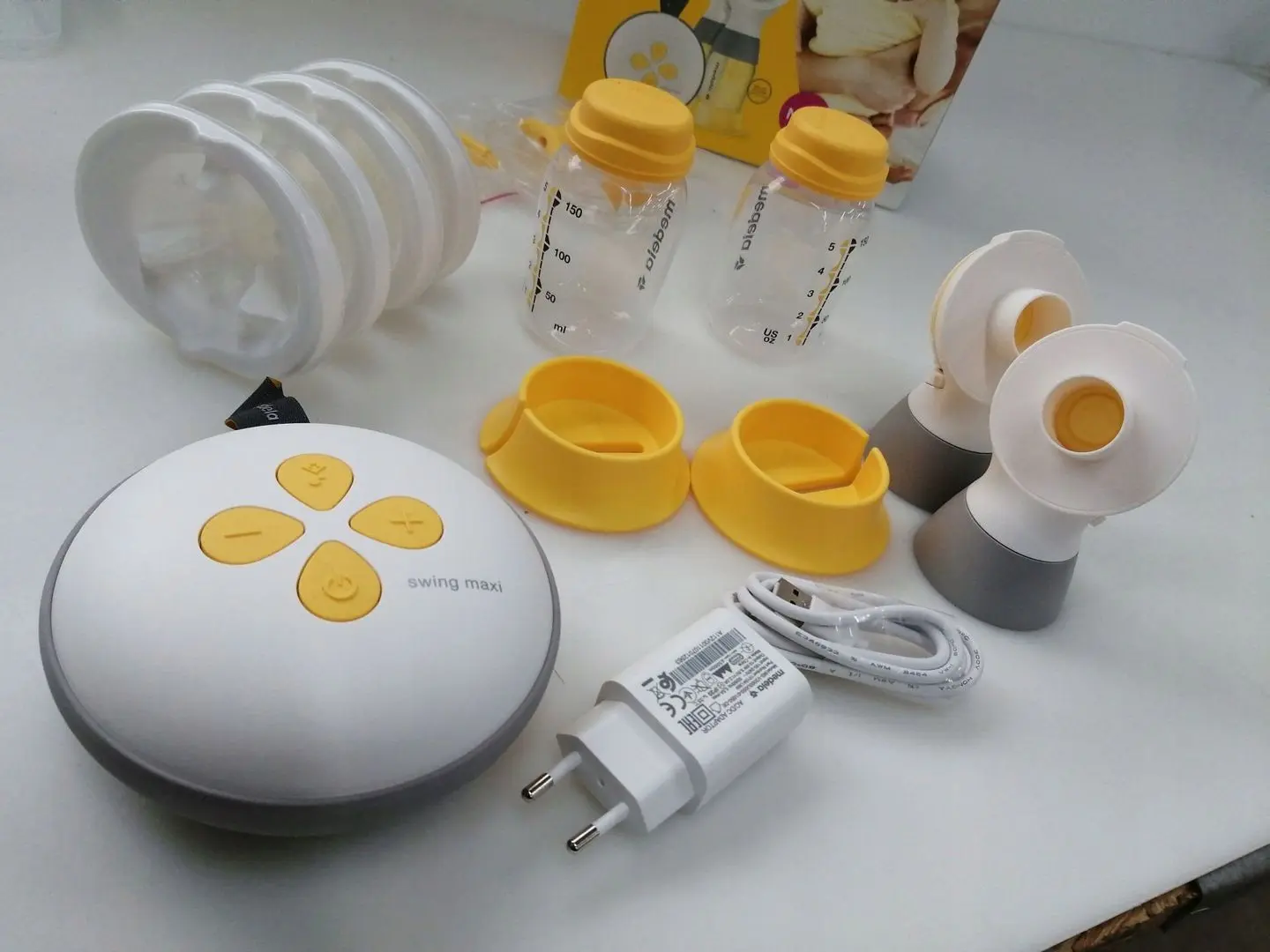 Pompa pentru san electrica Medela Swing Maxi (White/Yellow)